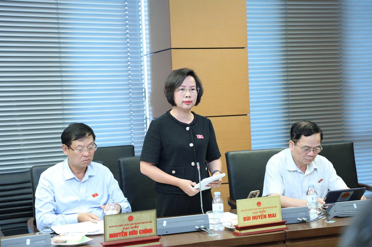 bui-huyen-mai.jpg