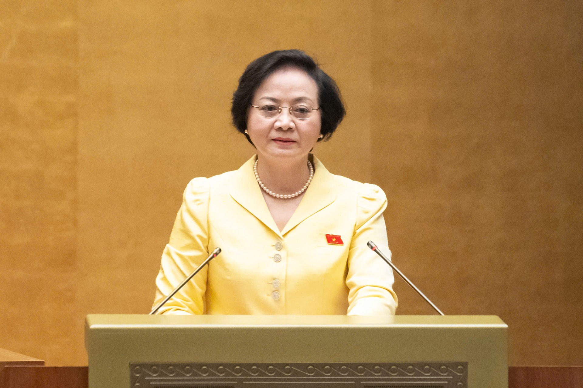 Xoá bỏ tư duy "biên chế suốt đời"