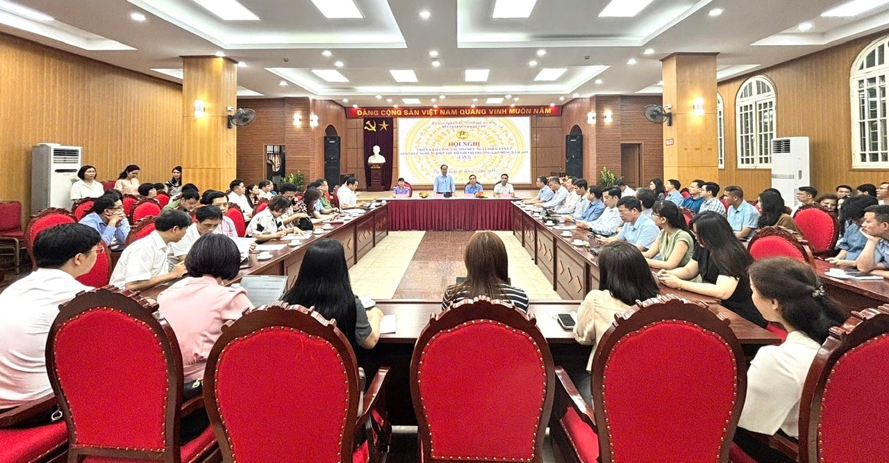 ngay-hoi-giao-duc-nghe-nghiep-2025.jpg?w=900