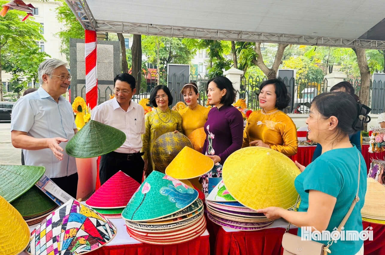 https://hnm.1cdn.vn/2025/05/09/47f41a918e/W_pn.jpg