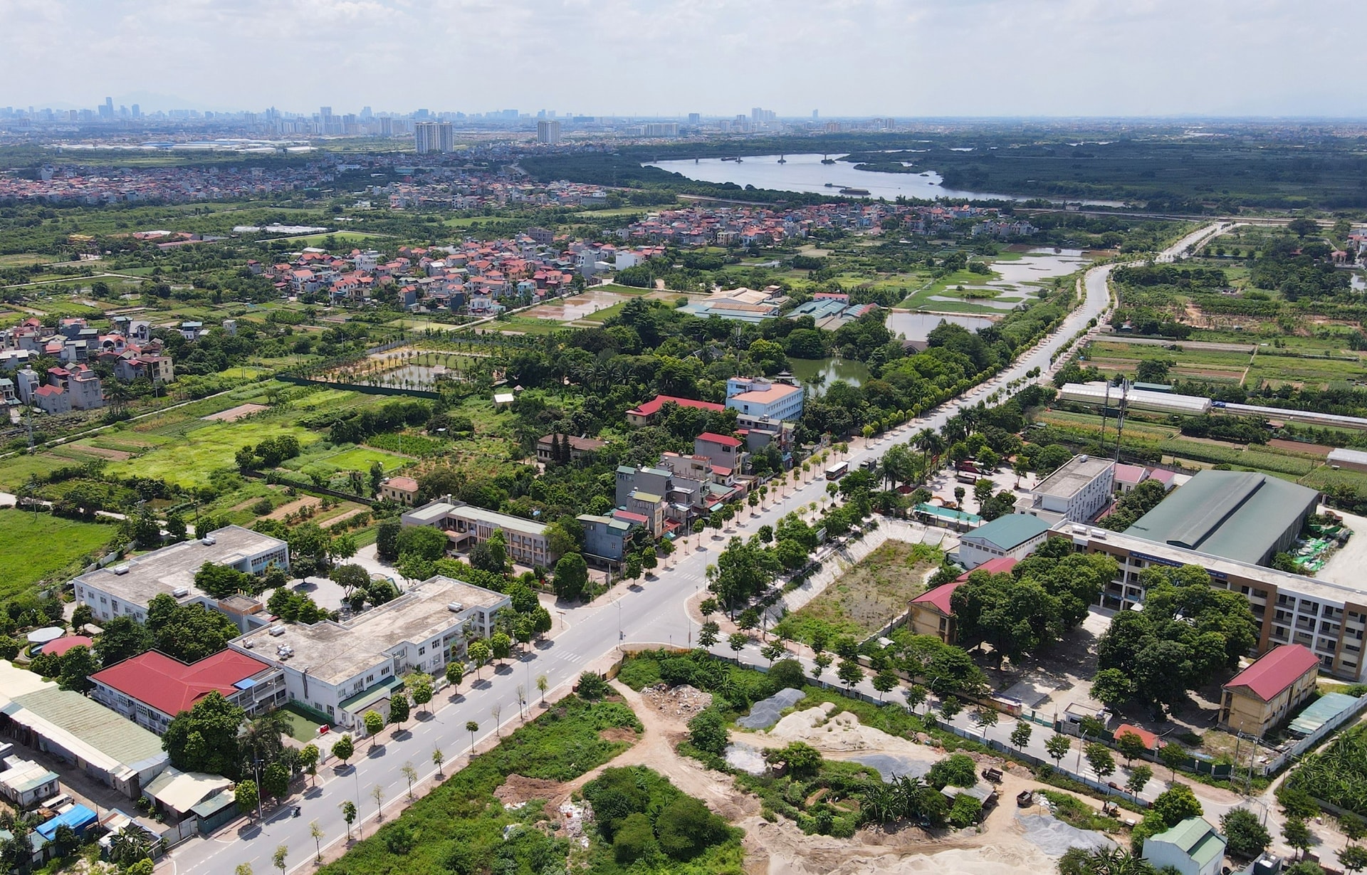Tin tức đặc biệt trên báo in Hànộimới ngày 9-5-2025