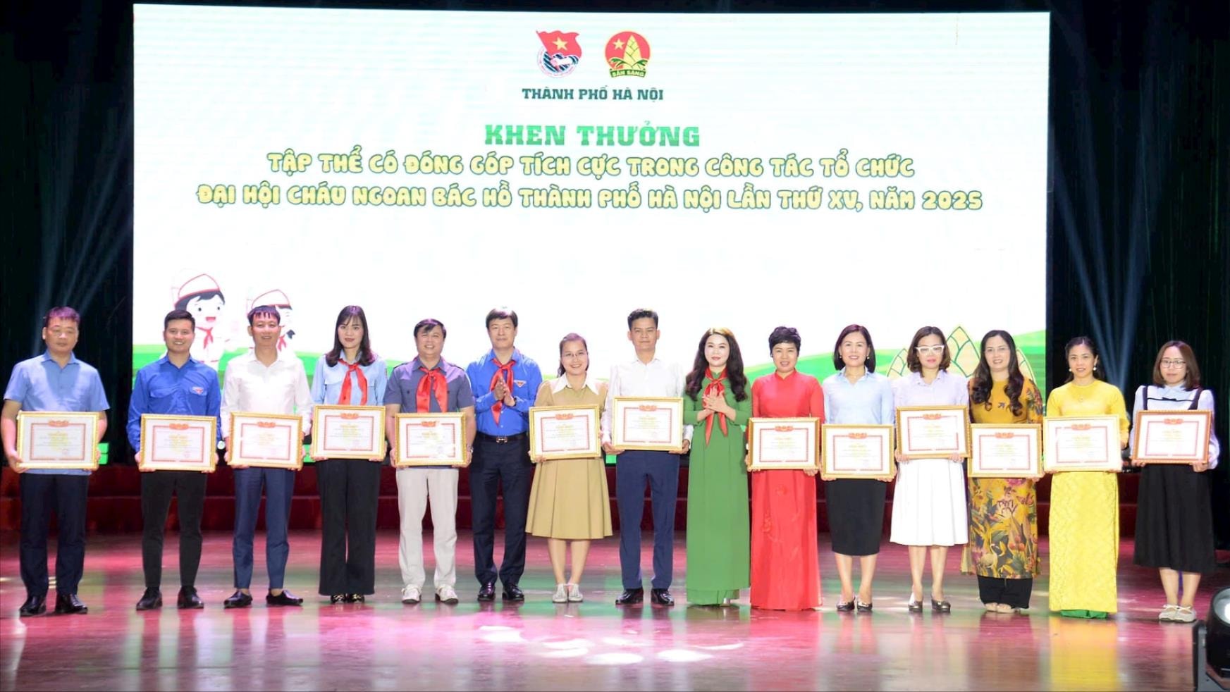 khen-thuong.jpg