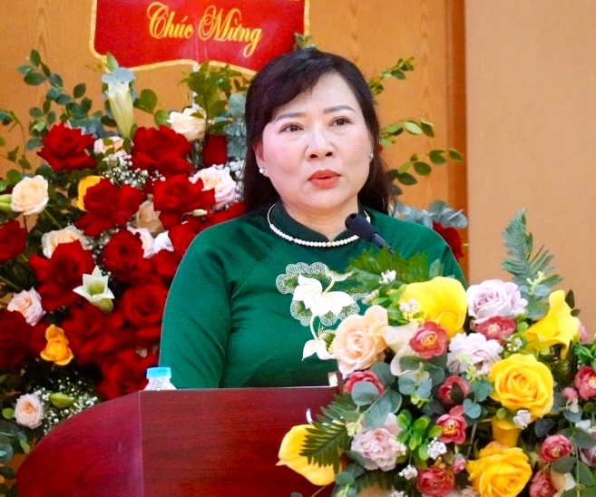 ct-hoi-nguoi-ct-tay-ho.jpg