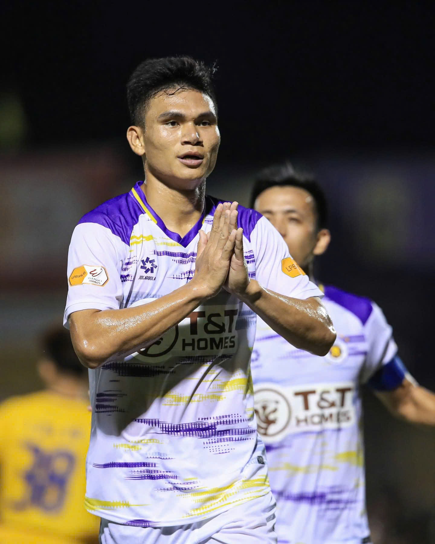 10-hnfc2.jpg