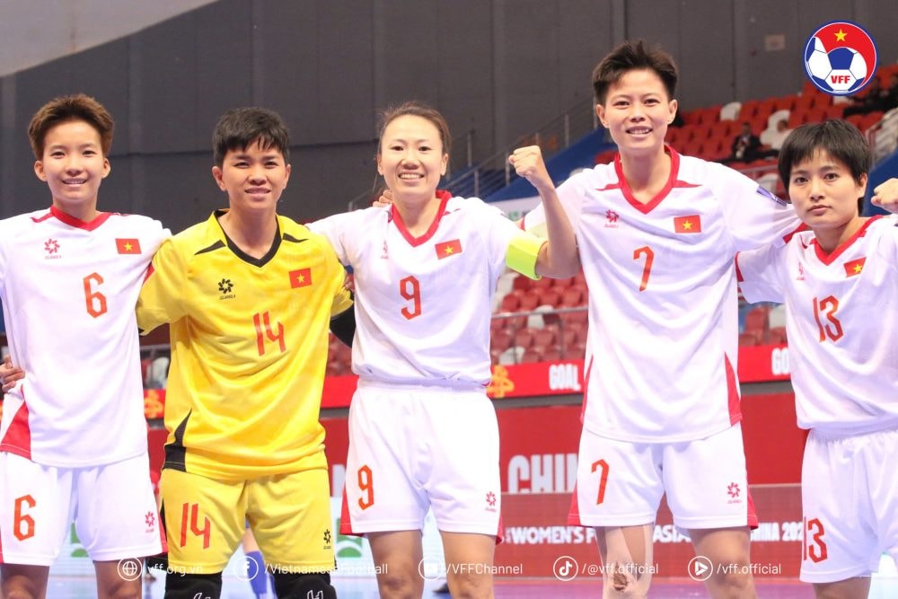 10-tuyen-futsal-nu-vn.jpeg