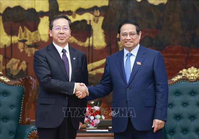Thủ tướng Phạm Minh Chính đề nghị Tập đoàn Hoa Điện đầu tư, góp phần đảm bảo an ninh năng lượng cho Việt Nam
