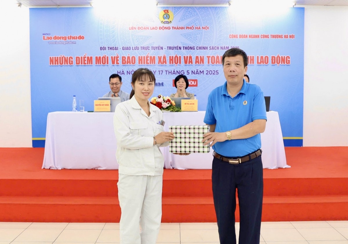 TRỰC TUYẾN HÌNH ẢNH: Đối thoại những điểm mới về bảo hiểm xã hội và an toàn vệ sinh lao động