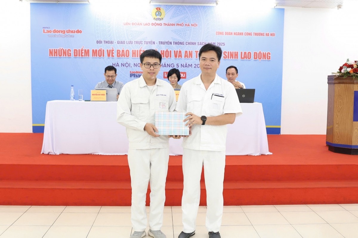 TRỰC TUYẾN HÌNH ẢNH: Đối thoại những điểm mới về bảo hiểm xã hội và an toàn vệ sinh lao động
