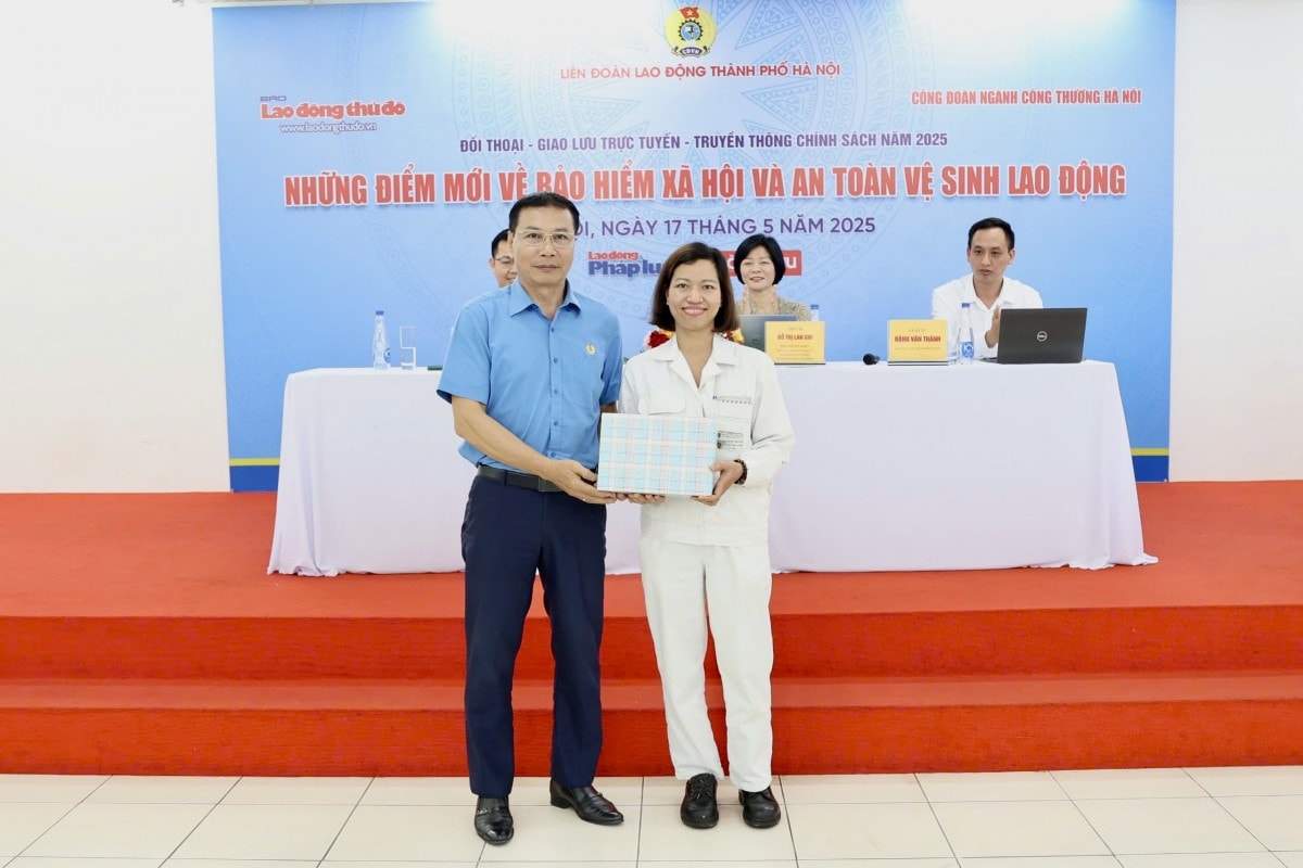TRỰC TUYẾN HÌNH ẢNH: Đối thoại những điểm mới về bảo hiểm xã hội và an toàn vệ sinh lao động