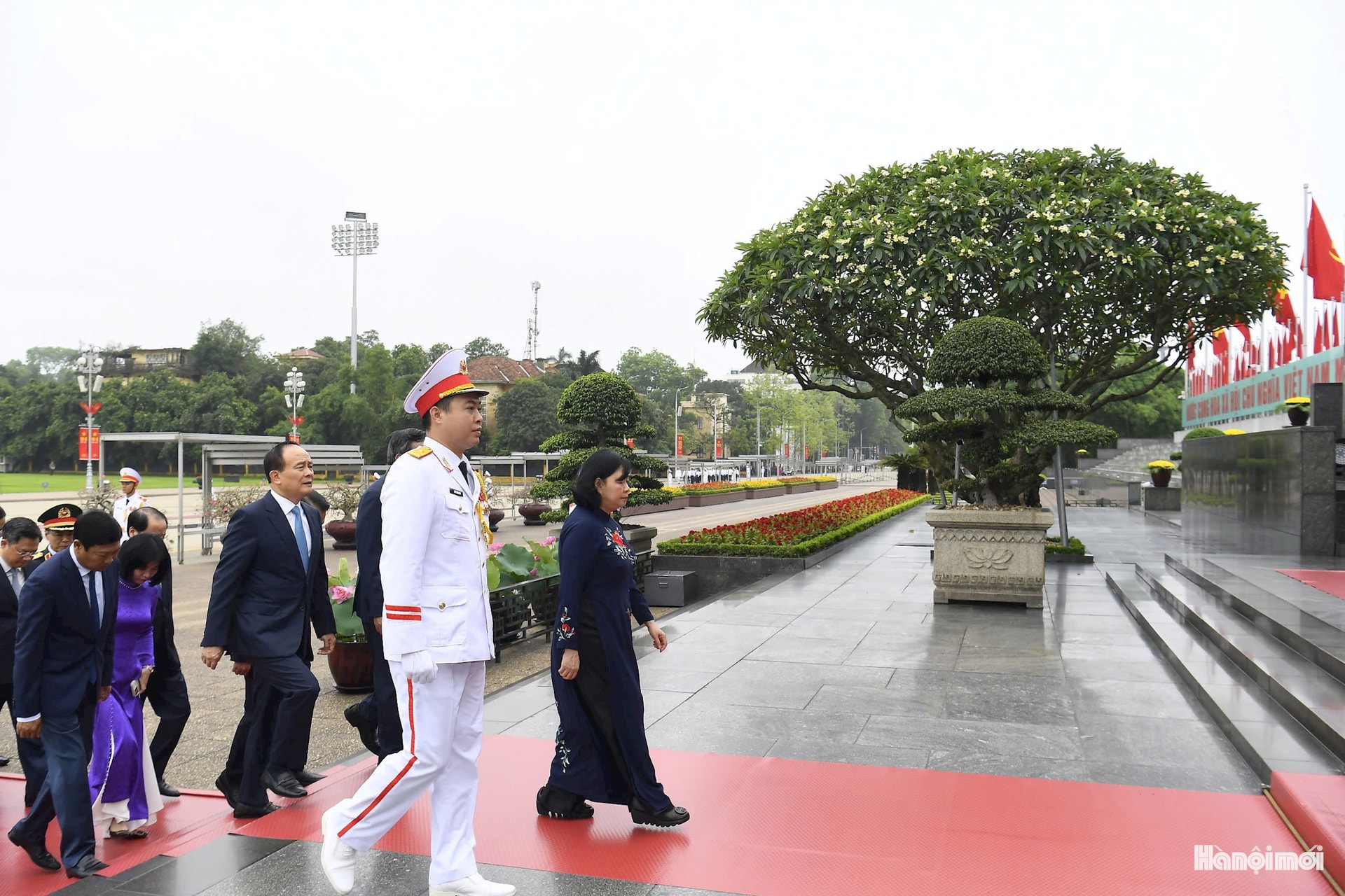 W_khong-co-tieu-de-011.jpg