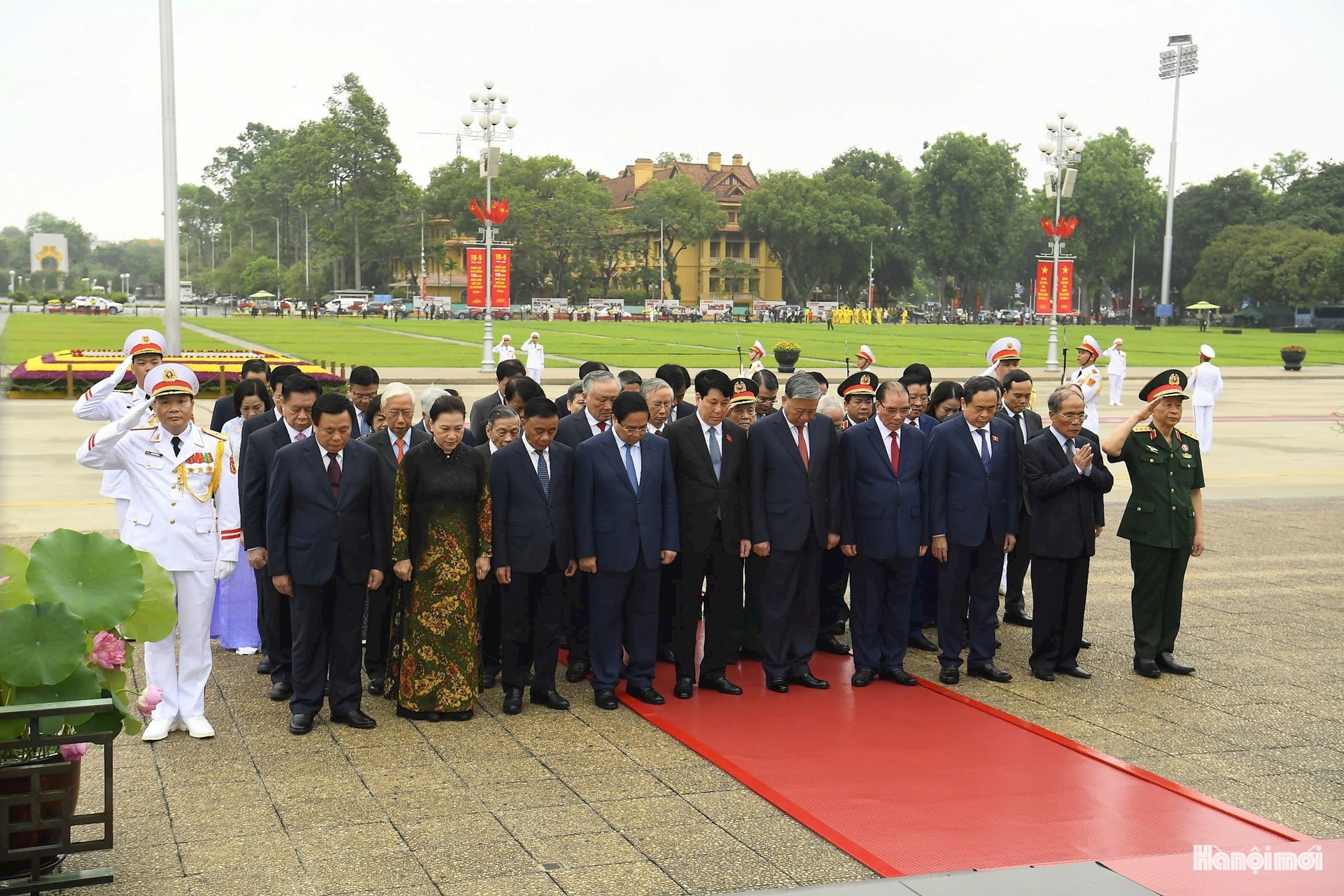 W_khong-co-tieu-de-04.jpg