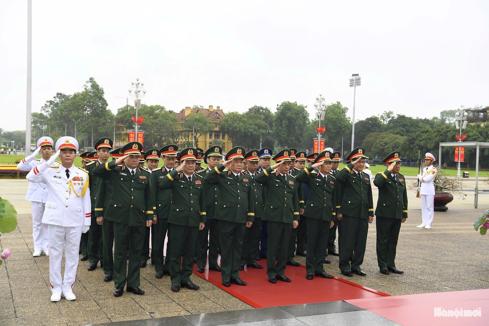 W_khong-co-tieu-de-08.jpg