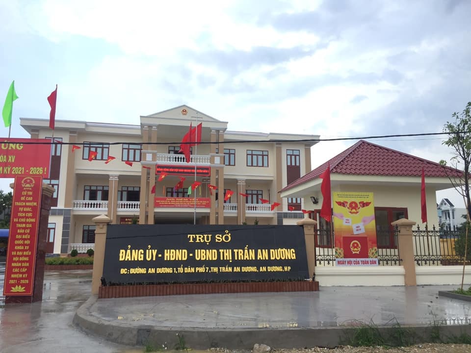 Thủ tướng chỉ đạo triển khai sắp xếp, xử lý trụ sở, cơ sở vật chất khi thực hiện sắp xếp đơn vị hành chính các cấp - Ảnh 1.