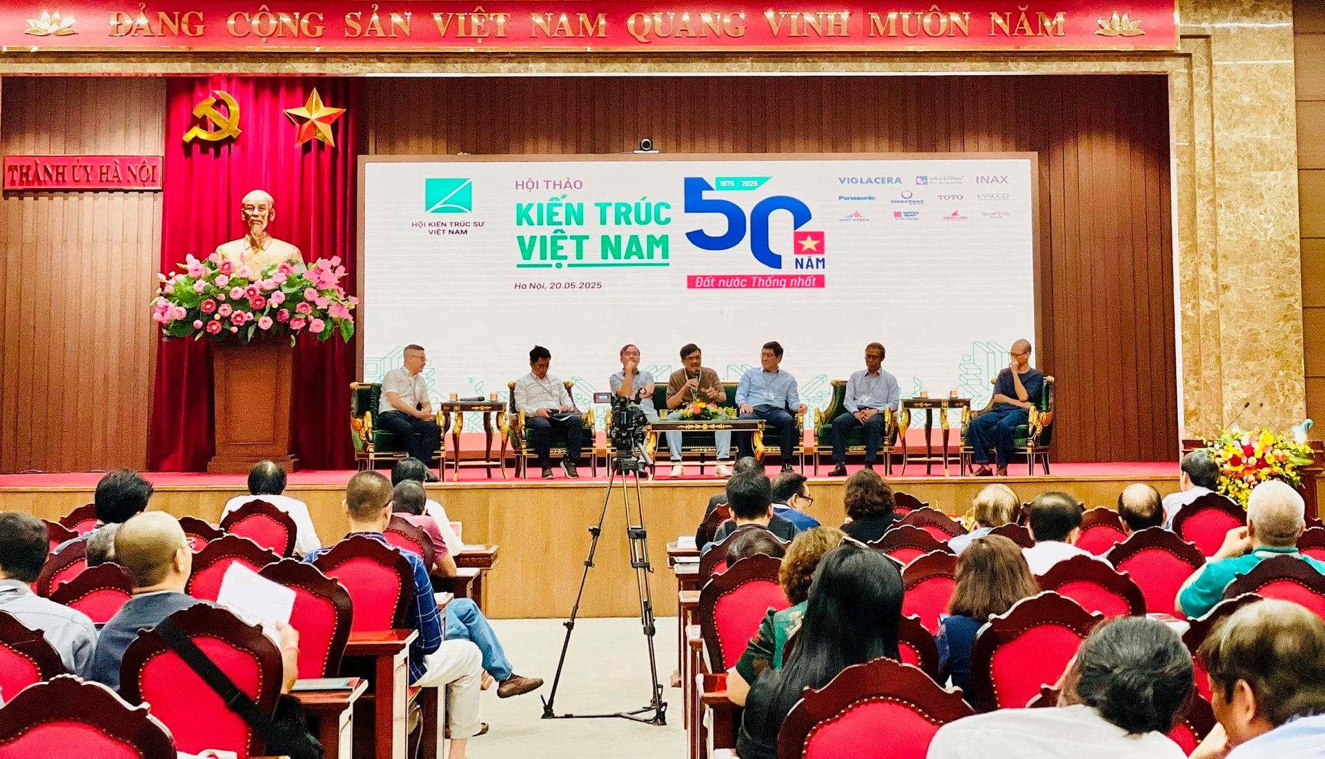 hoi-thao-kien-truc.jpg