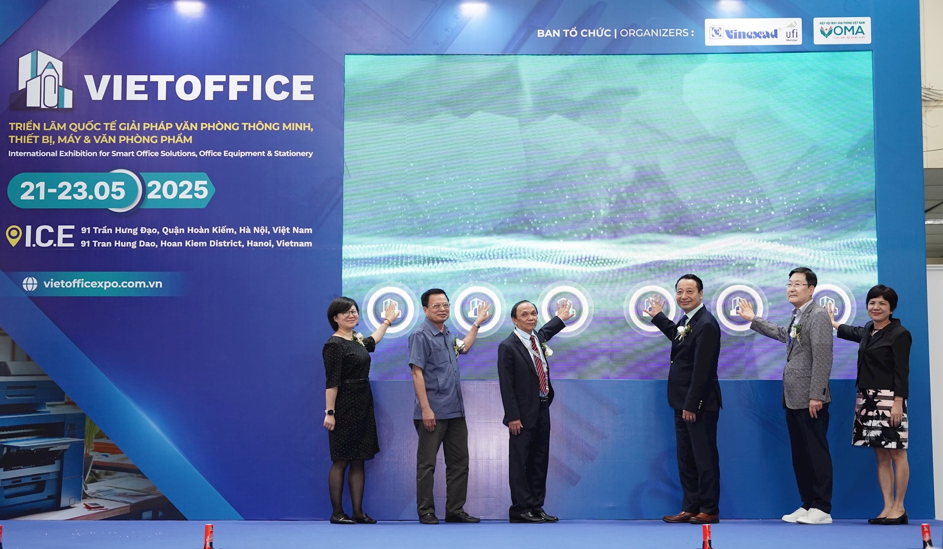 ២១.៥-opening-office-products-design.jpg