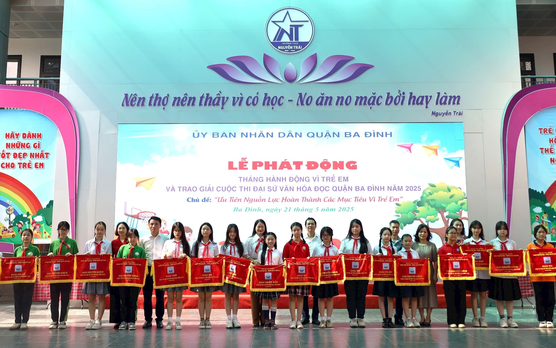 three-dinh2.jpg