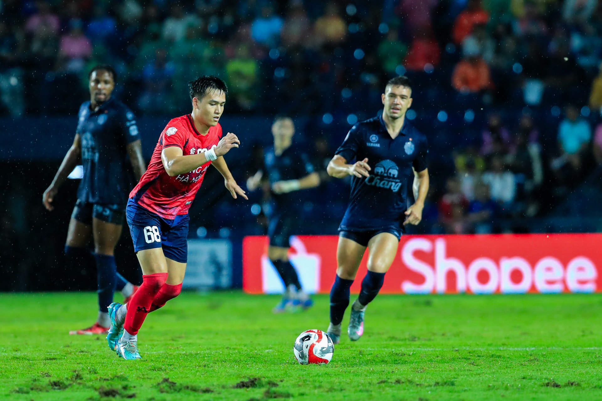 cahnfc_tran-dau-5.jpg