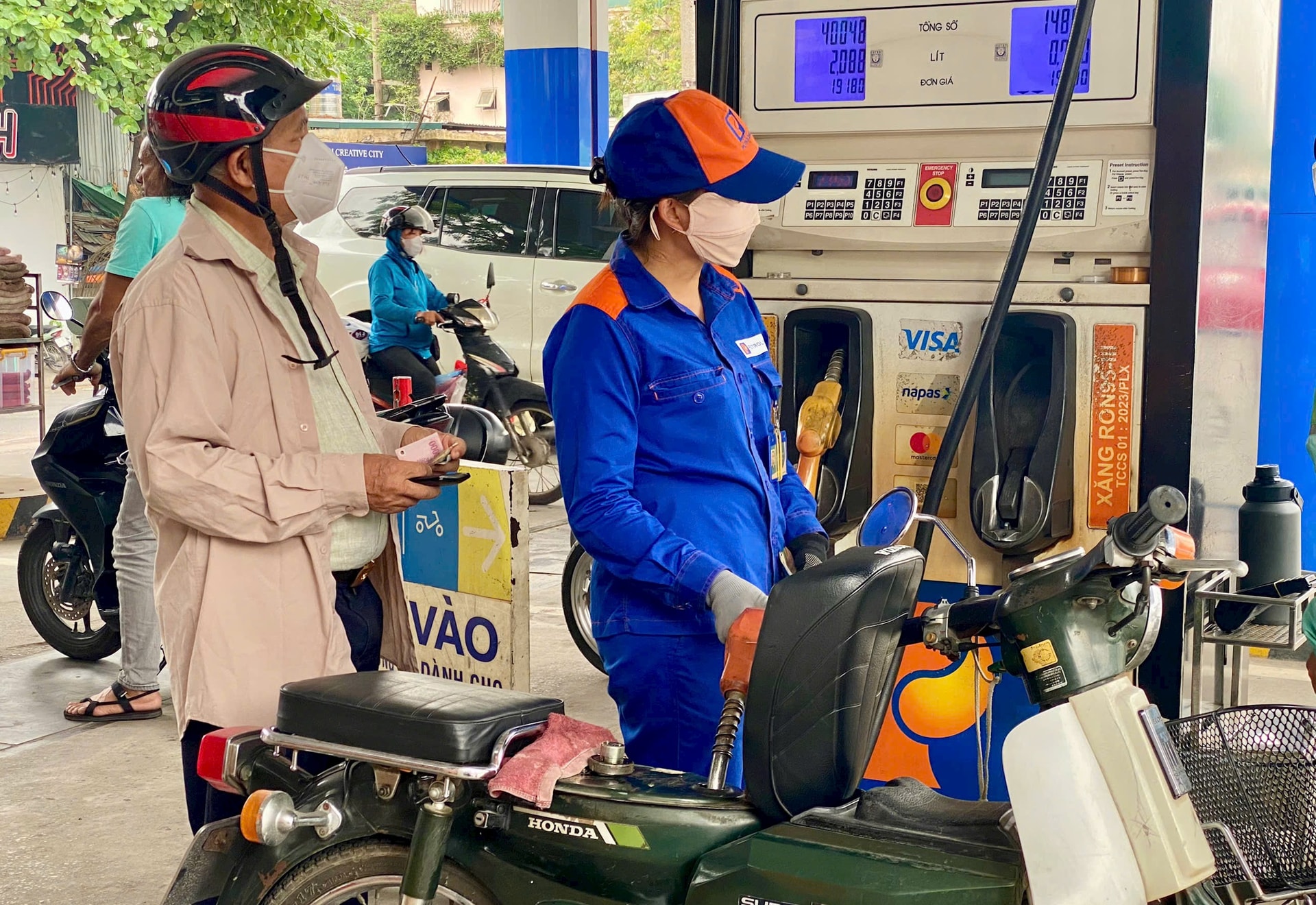 gas-price-first-day-22.5.jpg