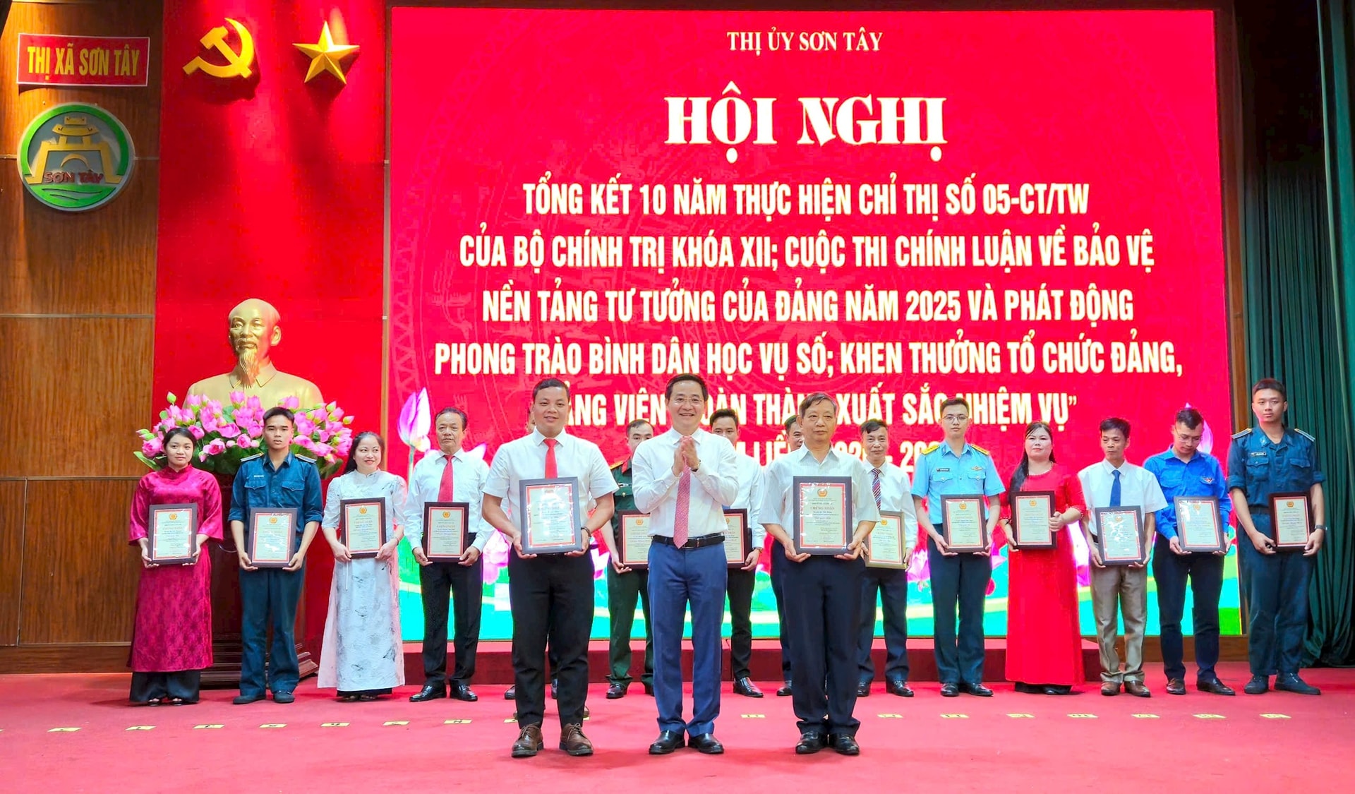 son-tay-khen5.jpg