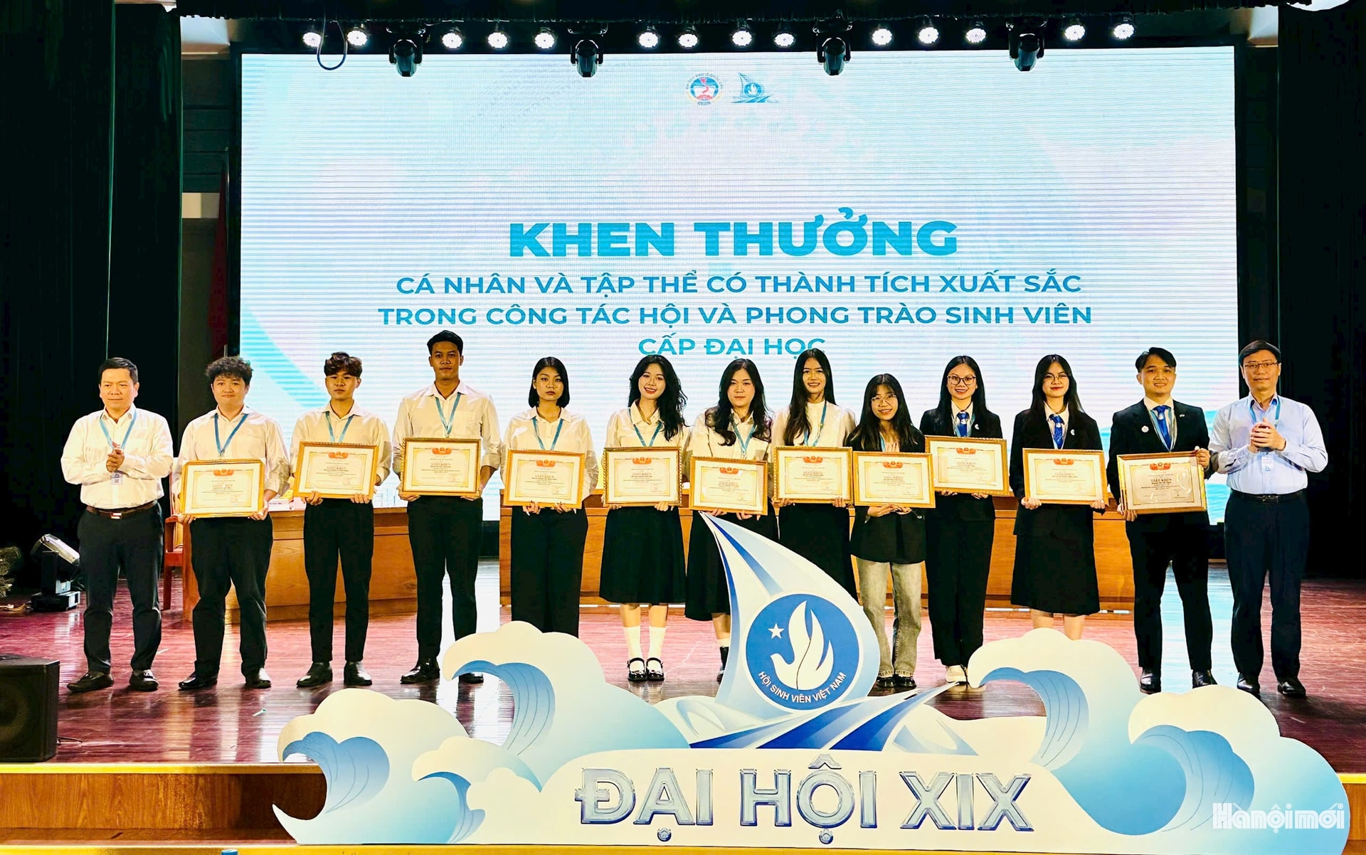 W_truong.jpg