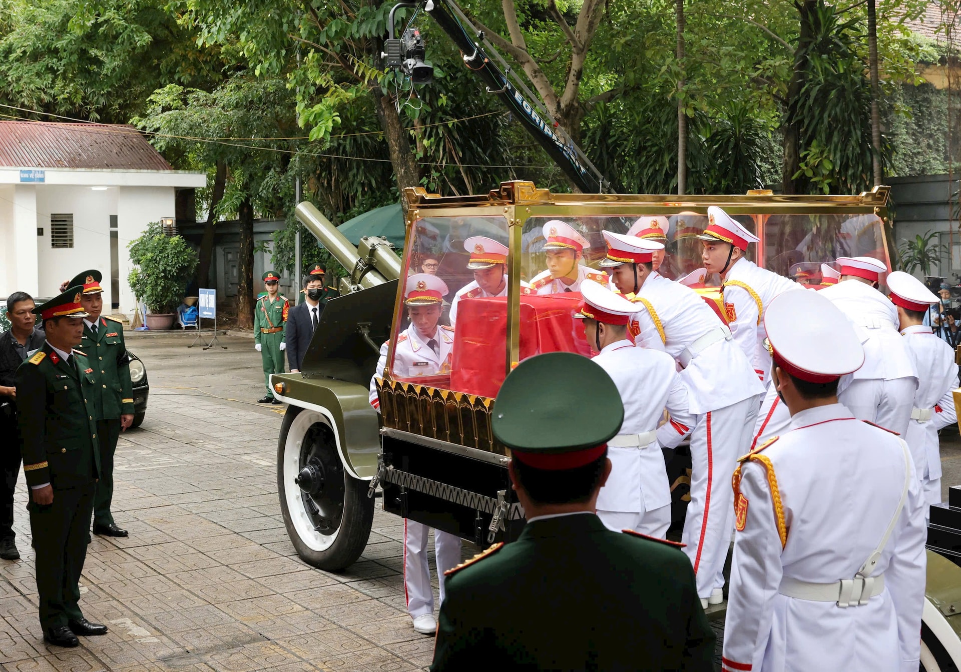 xe-linh.jpg