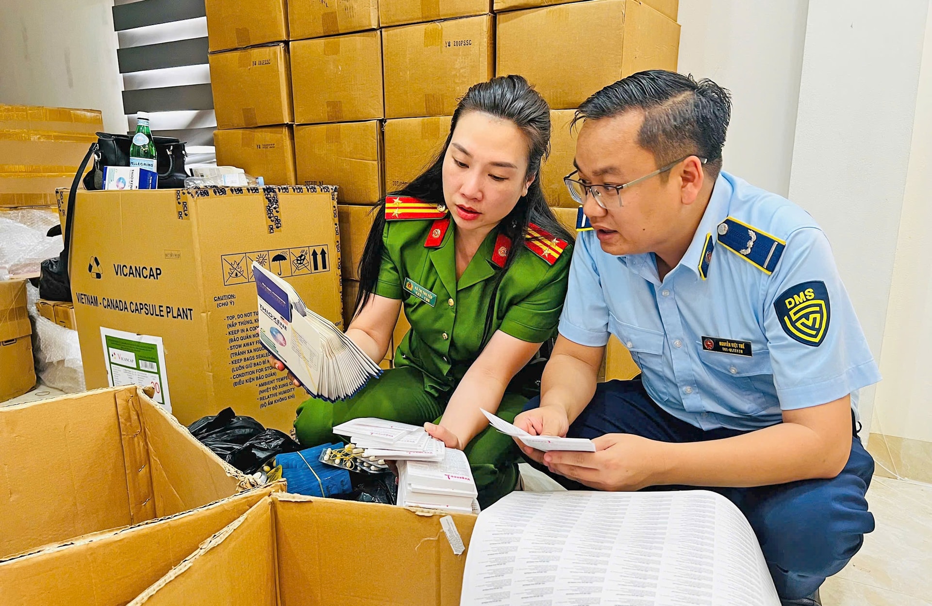 luc-luong-chuc-nang-kiem-tra-tang-vat-thu-giu-trong-duong-day-san-xuat-kinh-doanh-thuc-pham-chuc-nang-gia..jpg