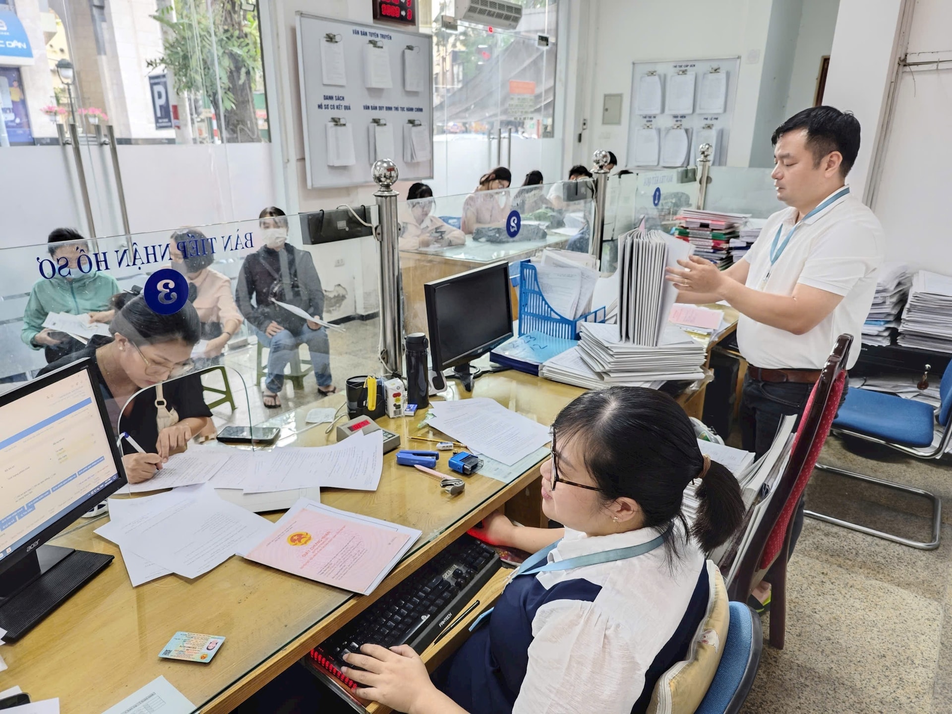 Từ 28-5: Hà Nội mở “Đường dây nóng” tiếp nhận phản ánh về giải quyết thủ tục hành chính