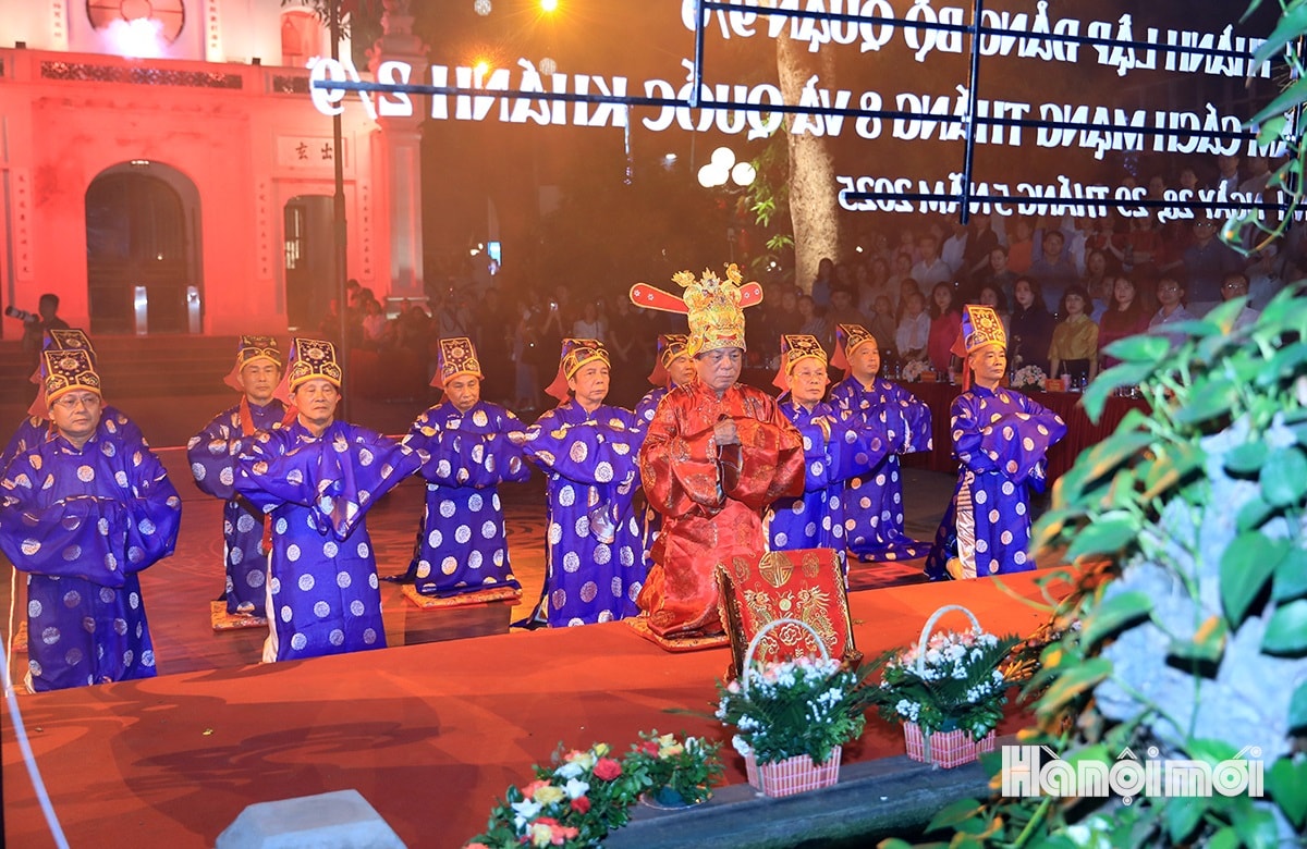 W_tour-tieng-chuong-tran-vu-4.jpg