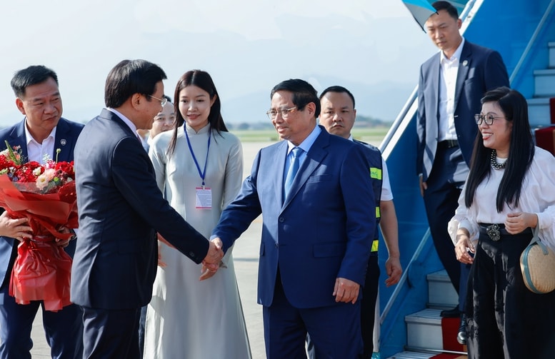 Thủ tướng Phạm Minh Chính về tới Hà Nội, kết thúc chuyến công tác tại Malaysia- Ảnh 2.