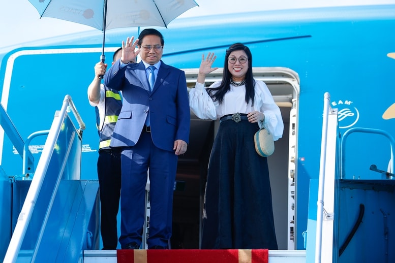 Thủ tướng Phạm Minh Chính về tới Hà Nội, kết thúc chuyến công tác tại Malaysia- Ảnh 1.