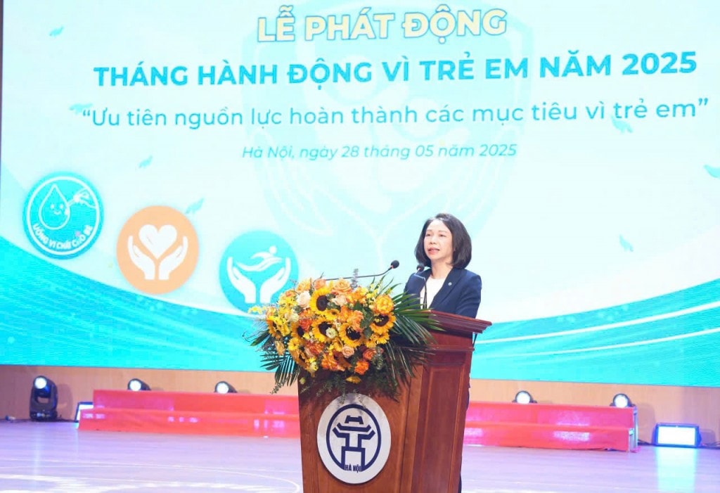 Phó Chủ tịch UBND thành phố Hà Nội Vũ Thu Hà phát biểu tại chương trình. Ảnh: Linh Phạm Phó Chủ tịch UBND thành phố Hà Nội Vũ Thu Hà phát biểu tại chương trình. Ảnh: Linh Phạm