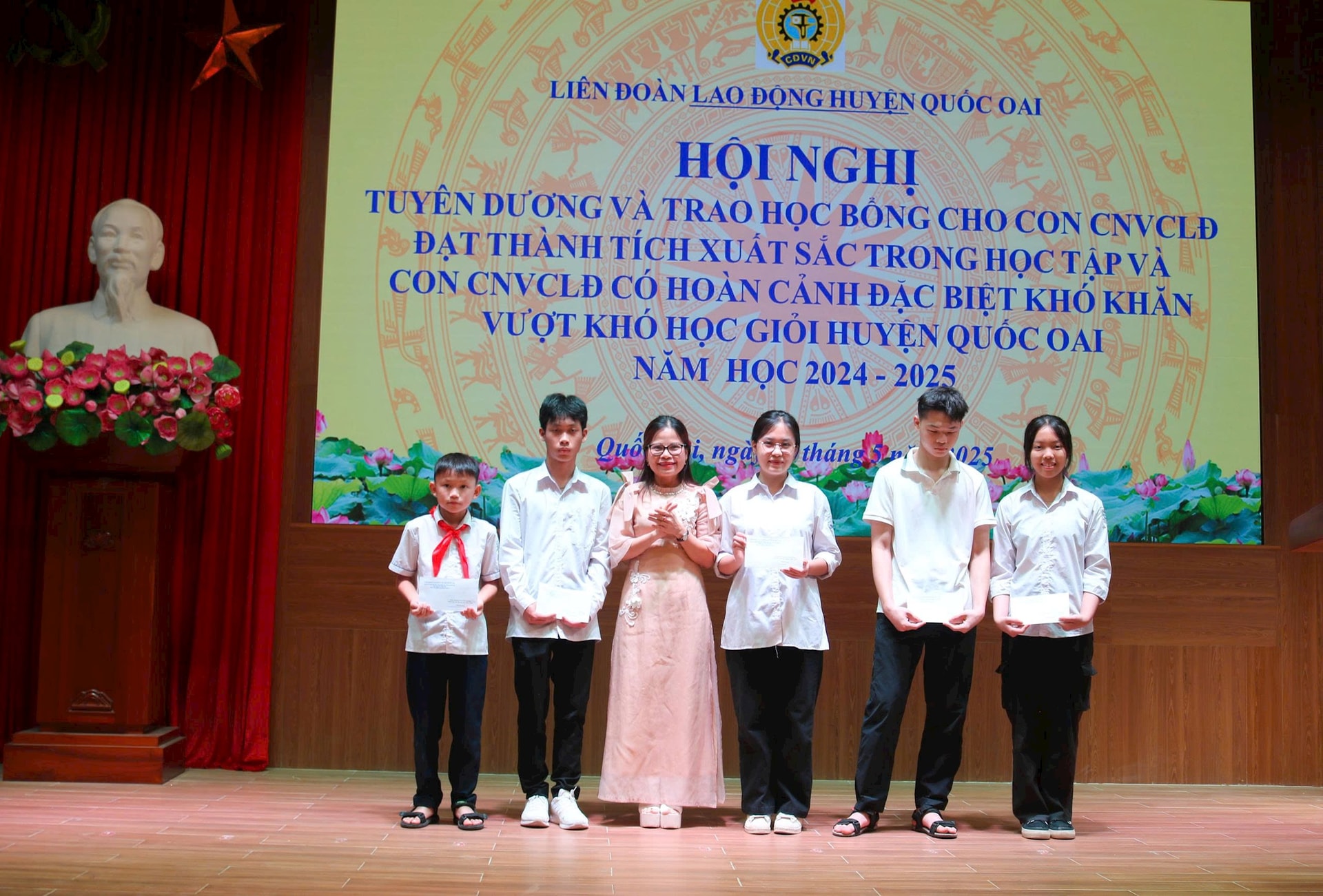 5-quoc-oai.jpg