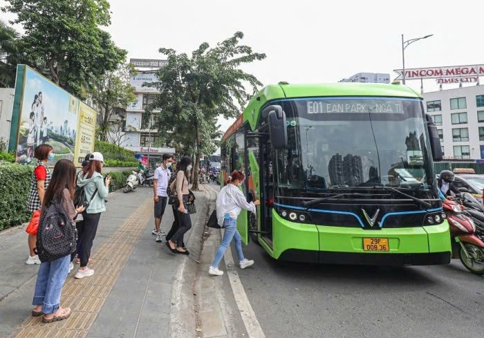 xe-buyt-dien-vinbus.jpg