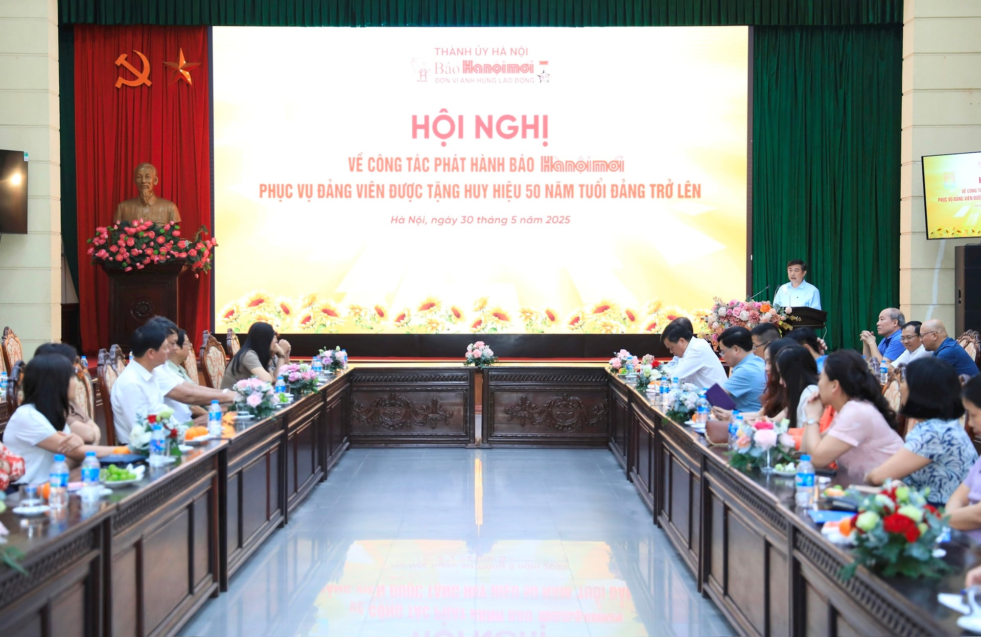 hnm-quang-canh-.jpg