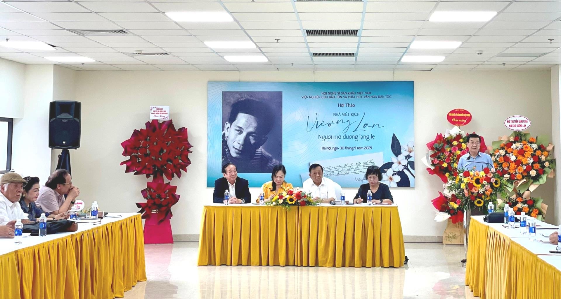 ទេសភាព-ht-vuong-lan.jpg