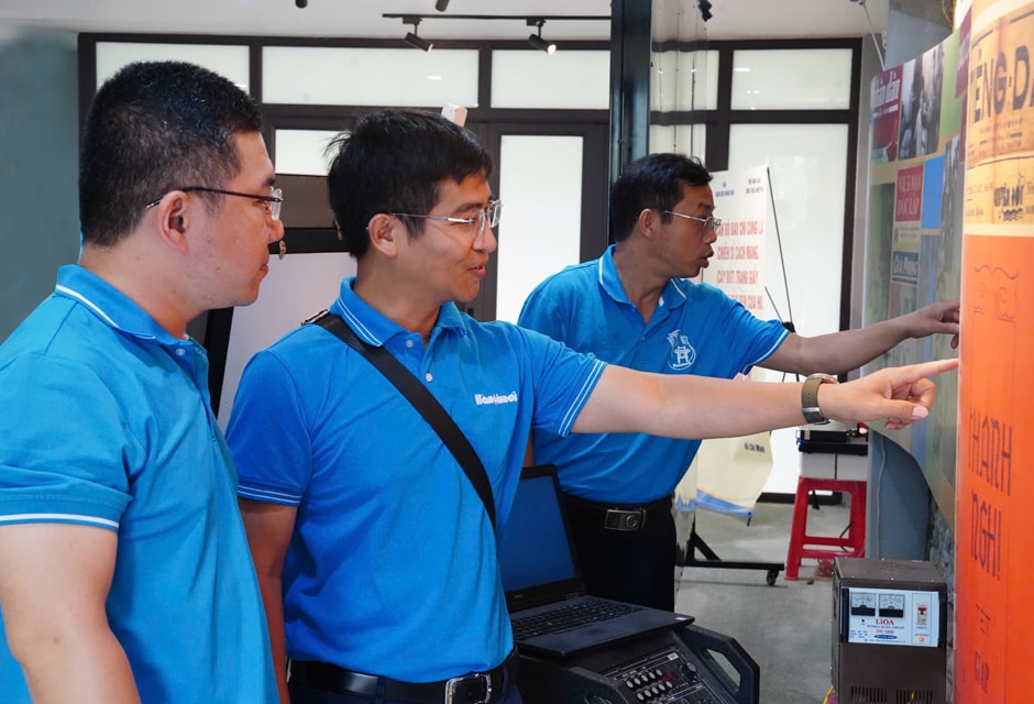 Hành trình về nguồn: Tiếp lửa nghề báo trong kỷ nguyên số