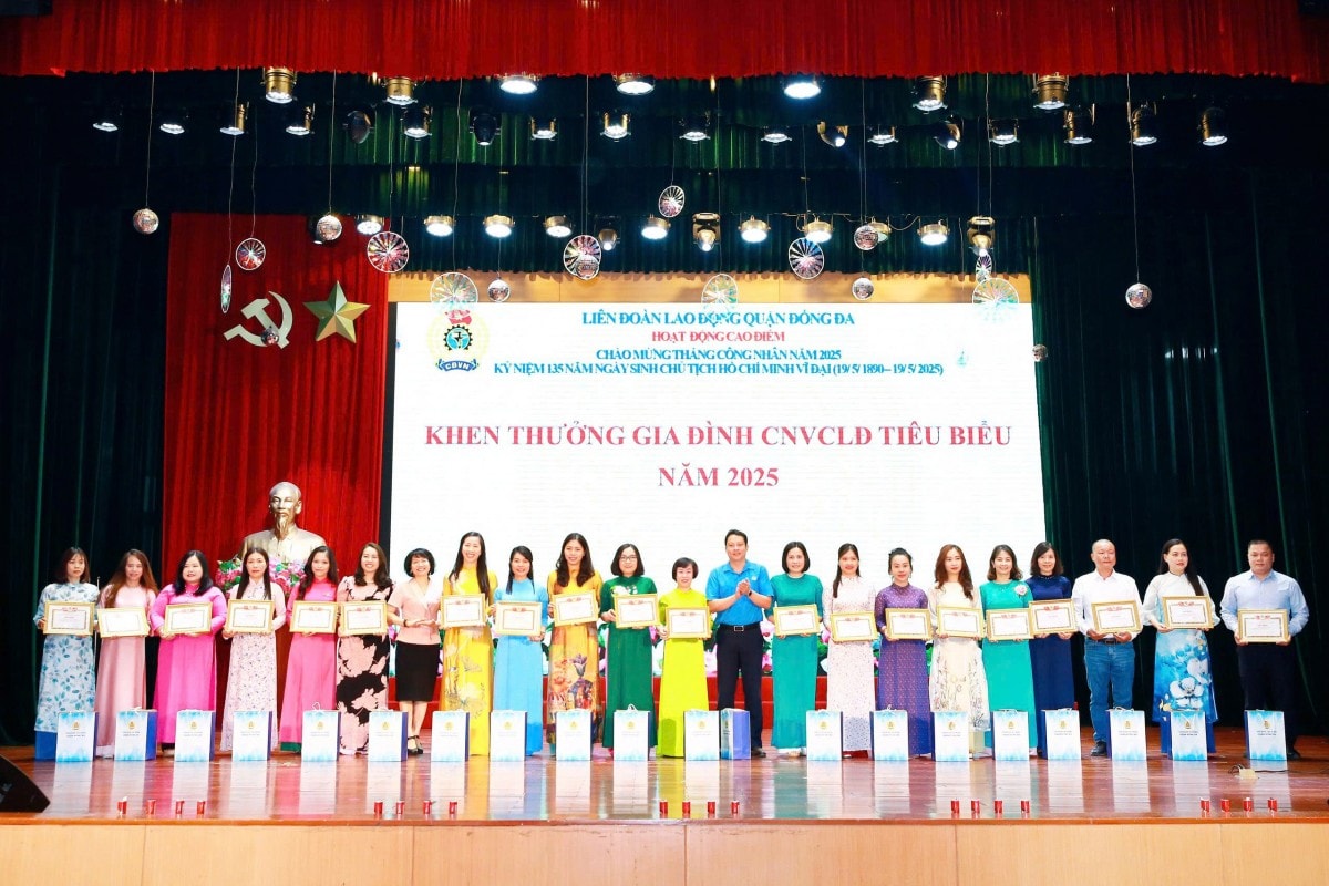 LĐLĐ quận Đống Đa: Biểu dương 58 gia đình CNVCLĐ tiêu biểu năm 2025