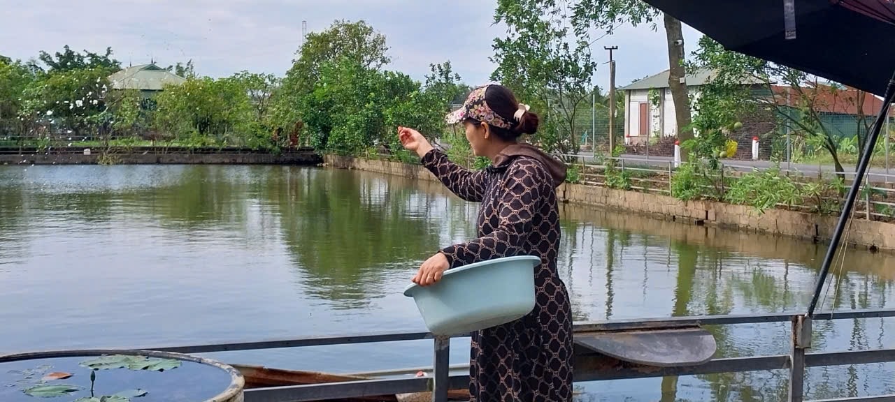 luong-thi-anh-xa-chuong-duong.jpg