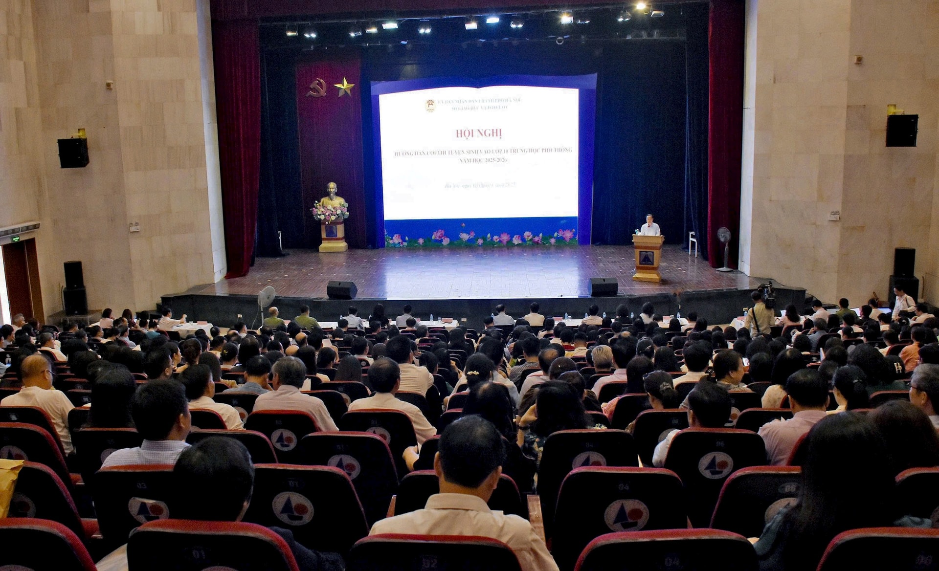 0306-hoi-nghi-huong-dan-coi-thi-4.jpg