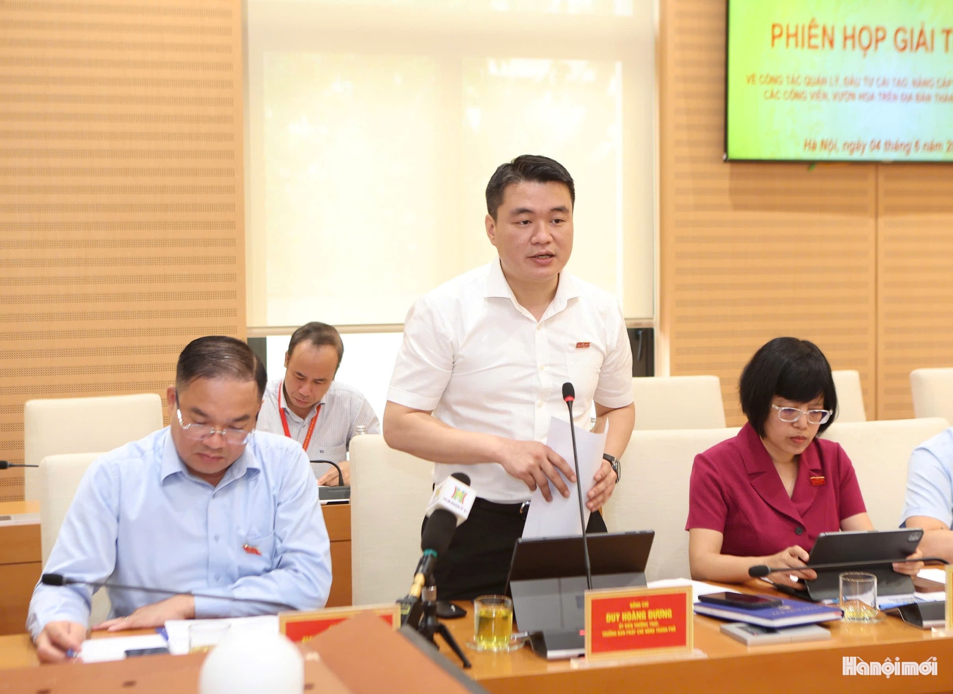 Hà Nội: Tiếp tục phân cấp cho chính quyền cơ sở quản lý, duy trì công viên, vườn hoa