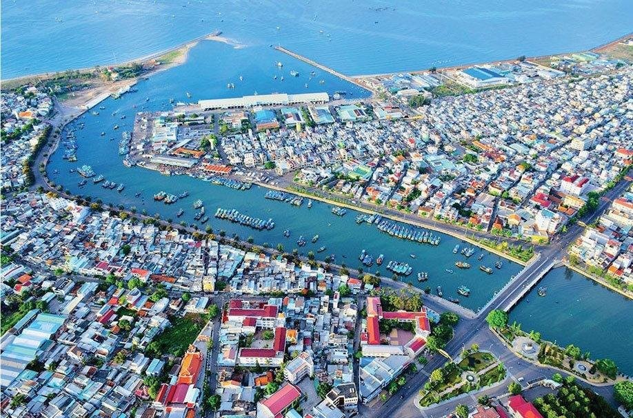 Tỉnh ủy Bình Thuận đã thành lập 10 đoàn kiểm tra, gấp rút hoàn thiện công tác chuẩn bị để hệ thống chính trị cấp xã mới sớm đi vào hoạt động hiệu quả.