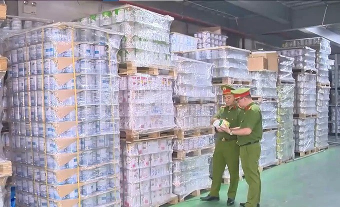 Cơ quan Cảnh sát điều tra Bộ Công an việc đề nghị phối hợp trong đấu tranh, phòng chống tội phạm, phát hiện hành vi phạm pháp luật, trong đó xác định 12 sản phẩm thực phẩm, dinh dưỡng (dạng sữa bột) là hàng giả.