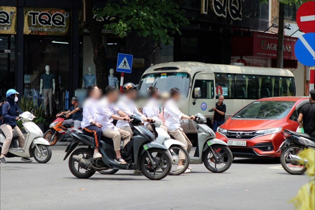 chỉ 