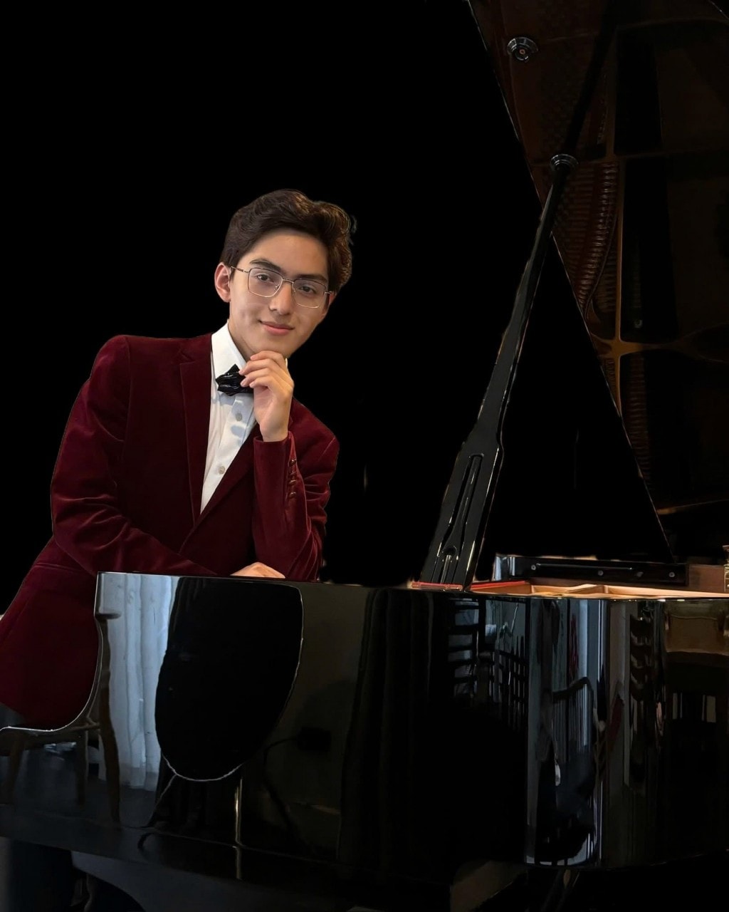 Nghệ sĩ piano Lưu Danh Khôi đảm nhận vai trò độc tấu