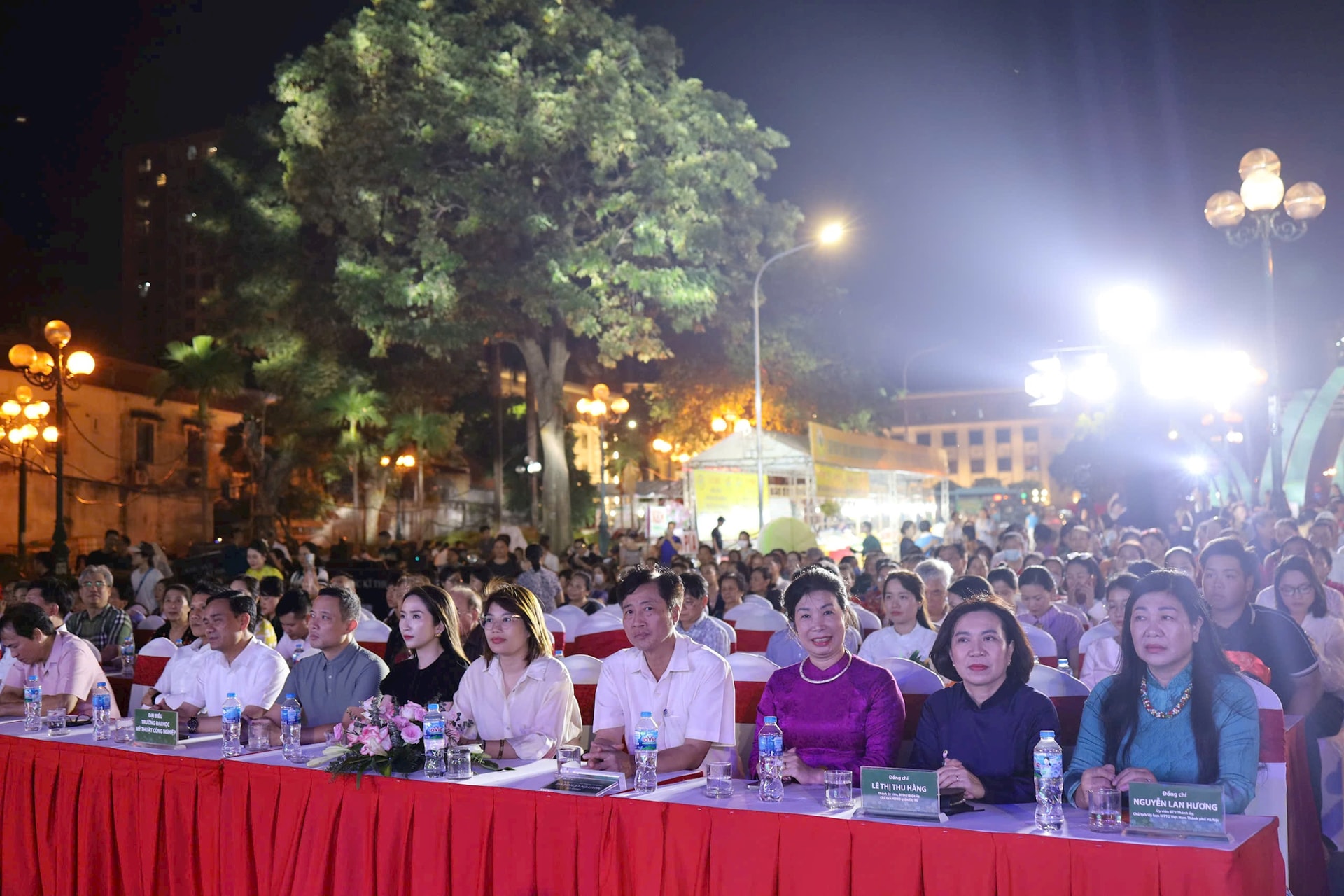 th-c-lan-huong-.jpg