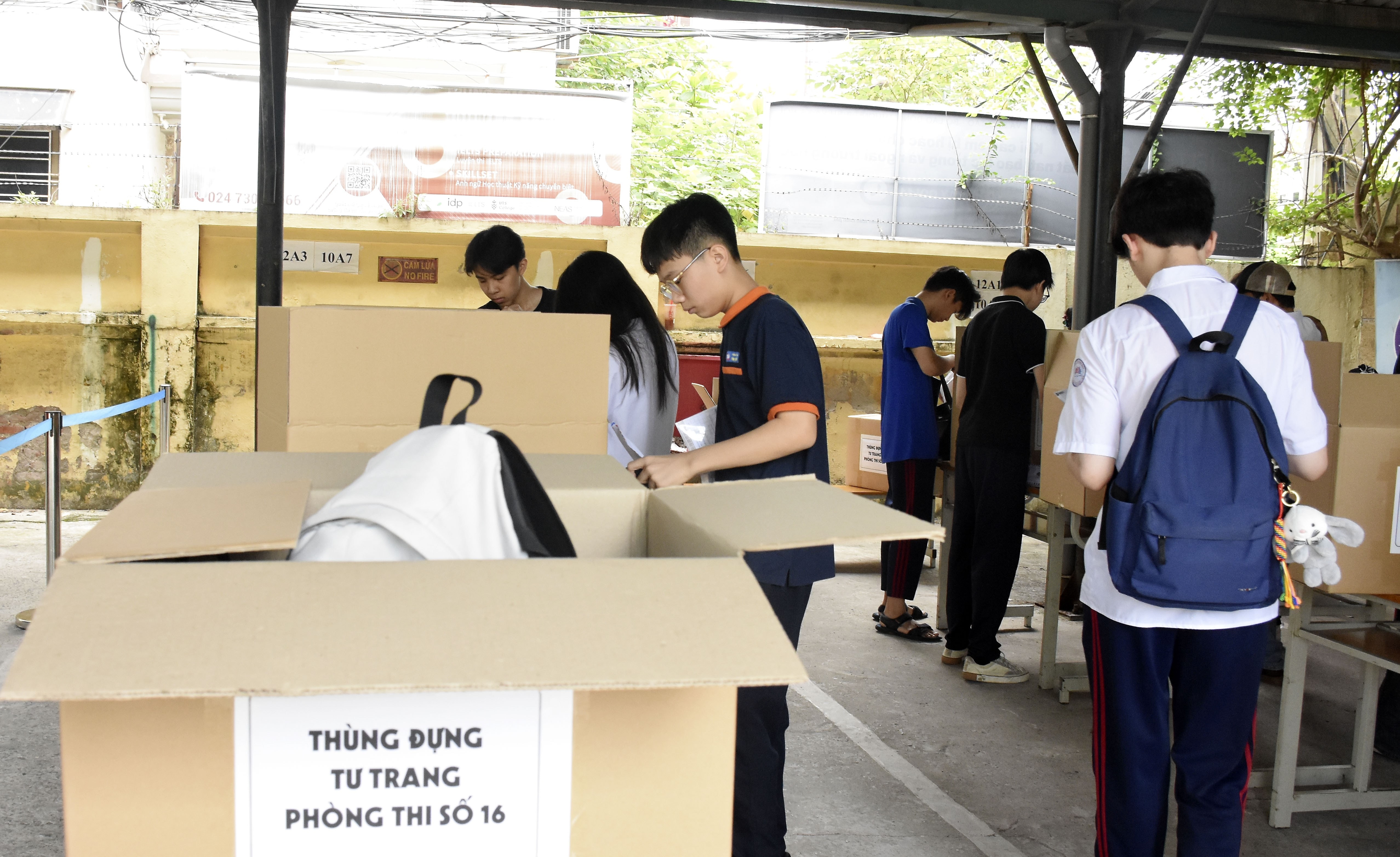 Gần 103.000 thí sinh Hà Nội làm thủ tục dự thi vào lớp 10 công lập