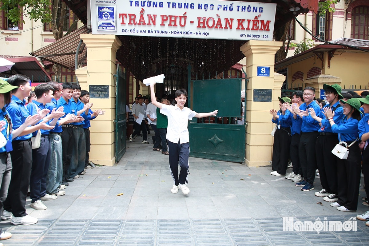 W_hoan-thanh-bai-thi-mon-ngu-van-20.jpg