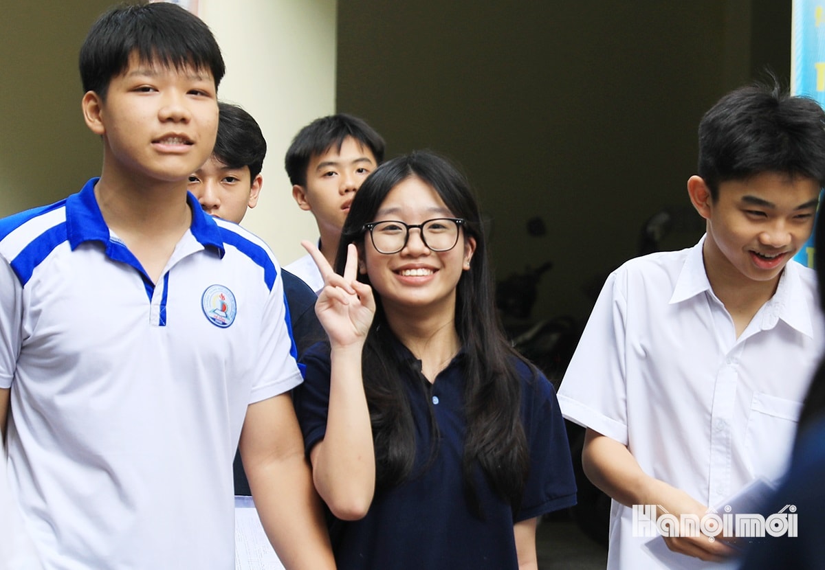 W_hoan-thanh-bai-thi-mon-ngu-van-4.jpg