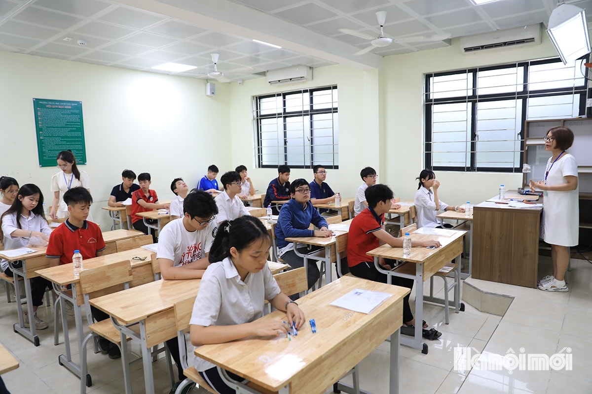 W_thi-mon-ngu-van-9.jpg
