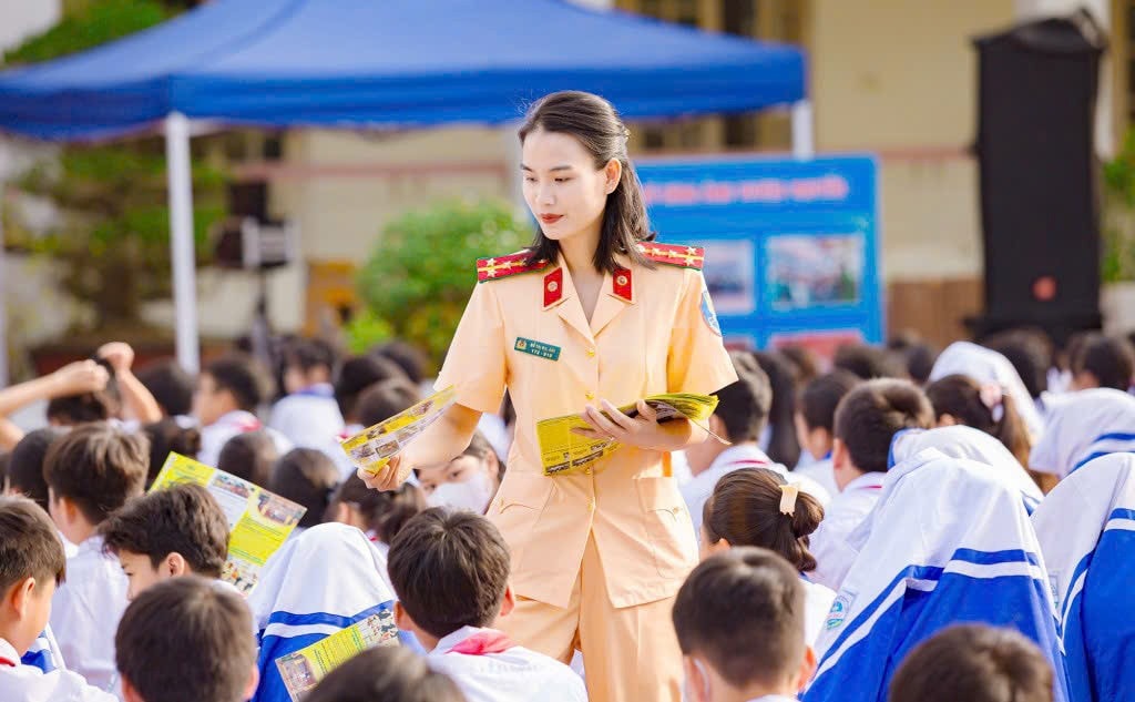 Bài 4: Gieo ý thức giao thông từ lớp học, tới cộng đồng